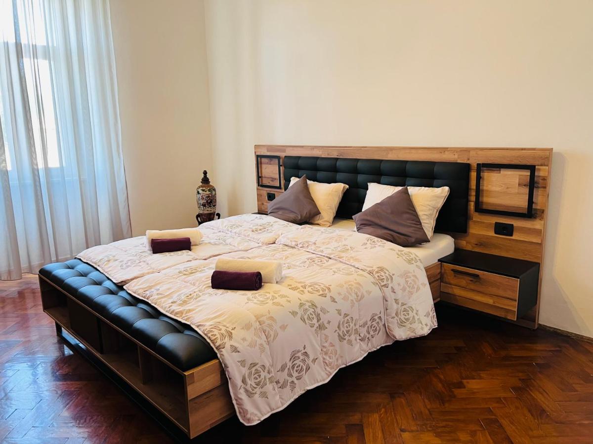 Apartment For Special Getaway Rose Pula Ngoại thất bức ảnh